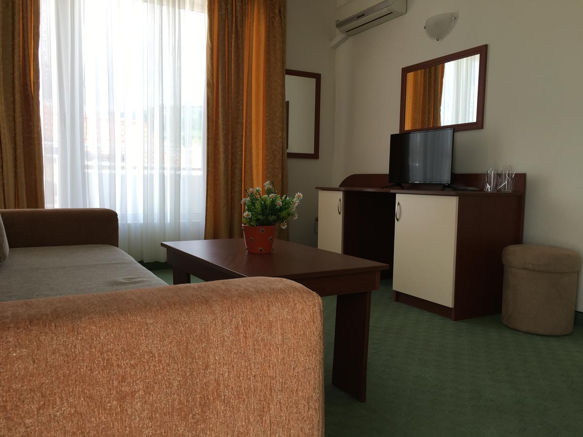 Obzor City Hotel Екстер'єр фото